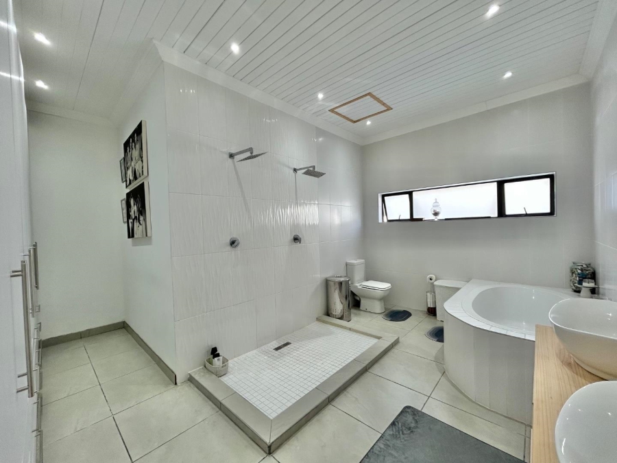 3 Bedroom Property for Sale in Blue Waters Estate Eastern Cape